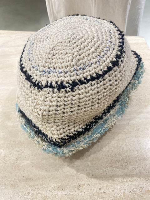 CROCHET BUCKET HAT