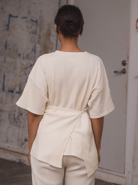 SHAW TEE / OFF WHITE