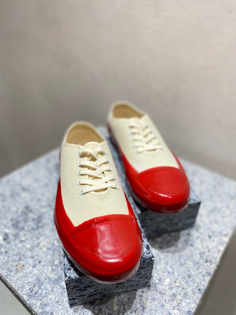 CANVAS SNEAKERS  RED