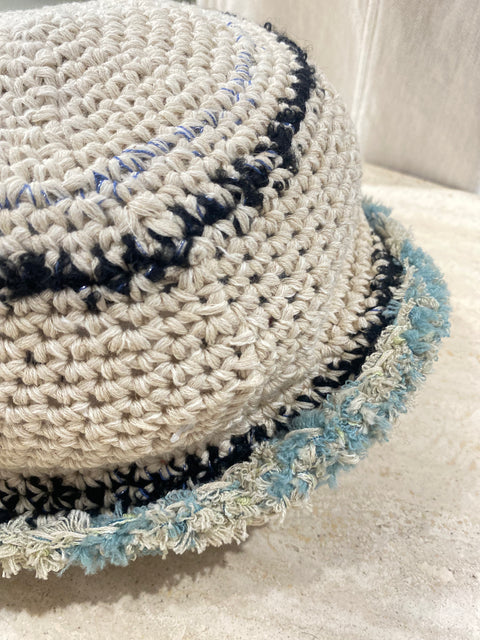 CROCHET BUCKET HAT