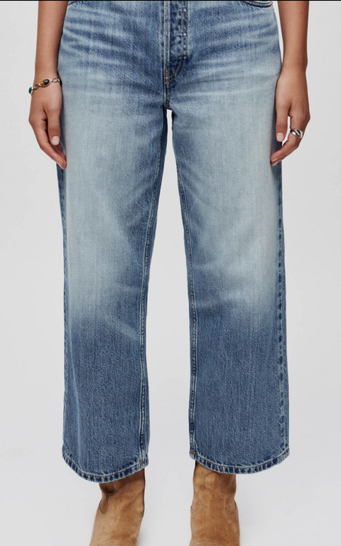 Loose Crop Jeans