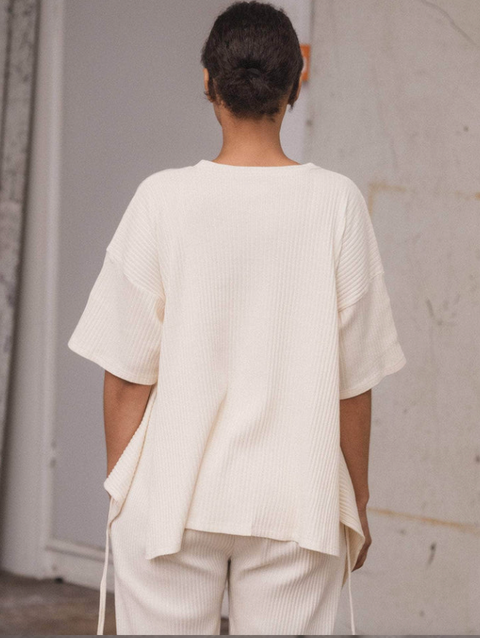 SHAW TEE / OFF WHITE